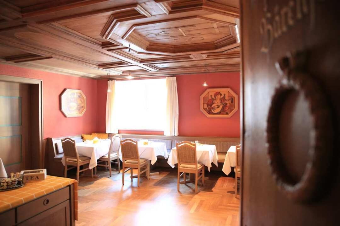 Hotel Und Gasthof Zur Laute Mindelheim Bagian luar foto